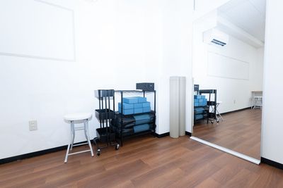 ヨガマット、ヨガブロック、ストレッチポール - レンタルスタジオAivic神田の設備の写真