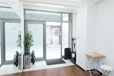 部屋入口 - レンタルスタジオAivic神田の入口の写真