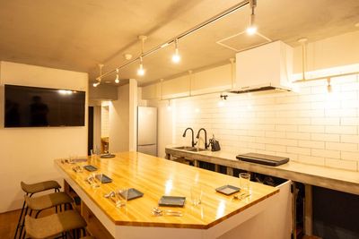 リノスぺkitchen麻布台【六本木】レンタルキッチン 《人数変動プラン》リノスぺkitchen麻布台【最大10名】の室内の写真