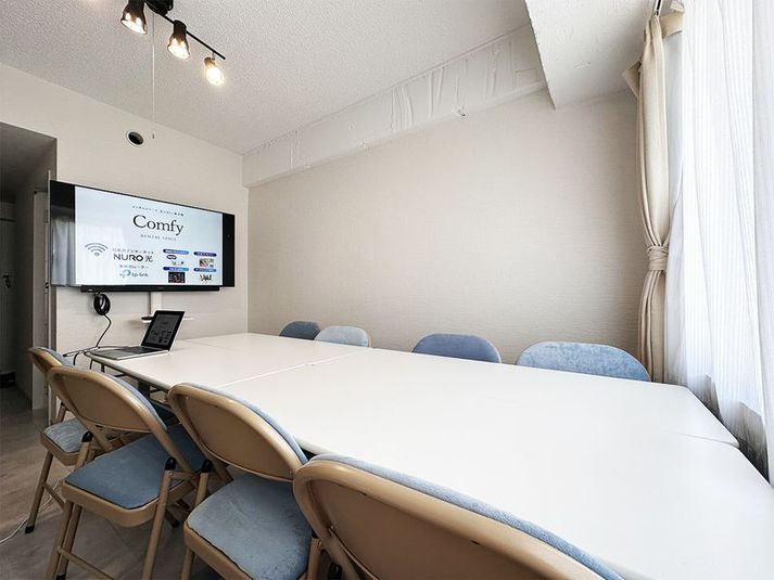 会議、セミナー、レッスン多目的スペース　飲食可 - カンフィー新大阪　新大阪駅10秒　懇親会のできる会議室
