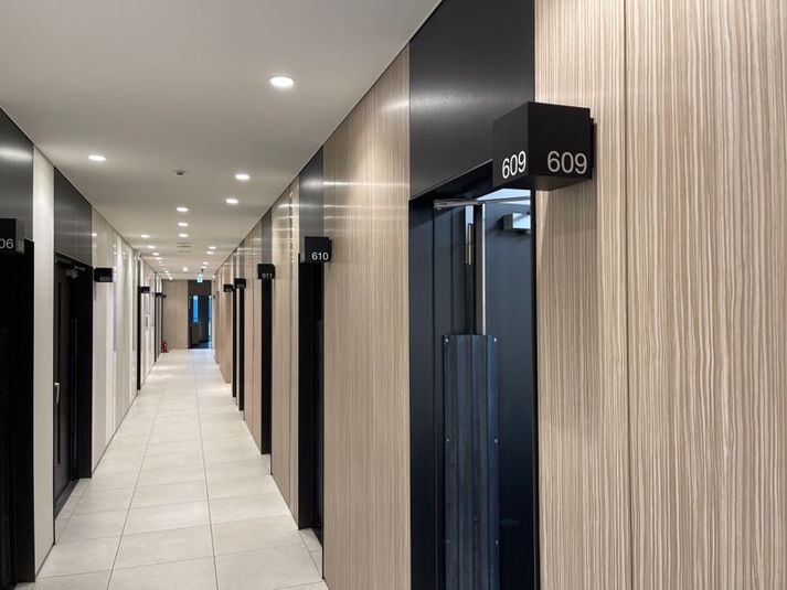 グランドピアノ・エレクトーン防音部屋 ROOM609番教室 - ミュージックアベニューなんば