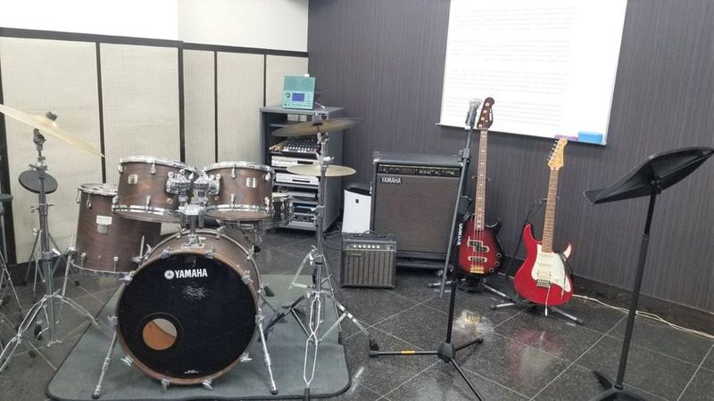 ドラム防音部屋 Emu5教室 - ミュージックサロン天王寺Emu