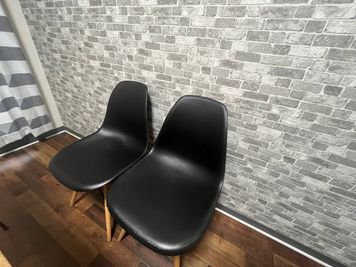 JK Room ビブレ西小倉 西小倉駅徒歩２分！ 角部屋🏠コワーキング、控室、食事会🍕の室内の写真