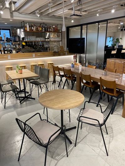 【原宿・明治神宮前駅徒歩5分】着席可能人数35名イベントスペース - EIGHT CAFE