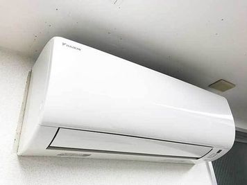 エアコン - Colormell（カラメル）銀座店 【深夜帯も含むプラン】パーティ・撮影・会議・その他の設備の写真
