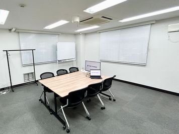 【小伝馬町駅 3分 】オプション料金0円で設備・備品使い放題♪清掃・消毒で衛生面も安心♪便利な駅近 会議室202 - 【閉店】TIME SHARING 小伝馬町 ミマツビル