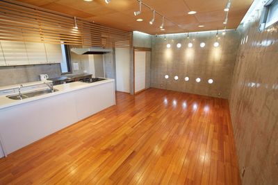 大型ＴＶ有り（地上波見れます） - 《Fali-Studio》調布三鷹吉祥寺レンタルスペース  キッチンスタジオ【調布🍳三鷹🍲吉祥寺】深大寺：２５名の室内の写真