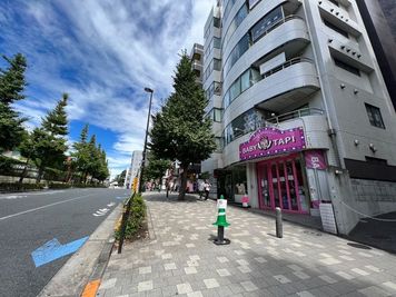 いい会議室原宿 ナポレビル２F 原宿駅徒歩1分【1名利用プラン】RoomC（4名会議室）のその他の写真