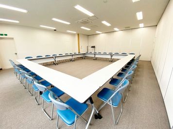 名古屋会議室 法研中部久屋大通店 第2会議室の室内の写真