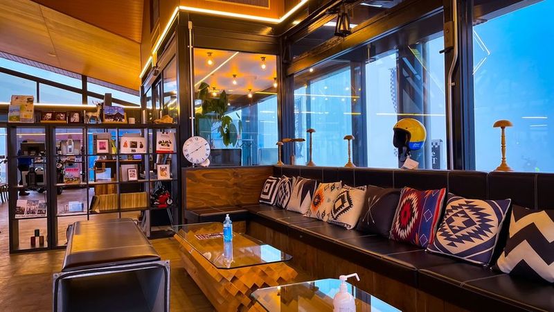 ライブ、クルマ、ファッション等のイベントも可能な映えスポット - バイカーズパラダイス南箱根