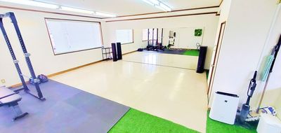 カリマ塩尻 塩尻市のレンタルスタジオ｜カリマ塩尻｜会議 ダンス セミナーにの室内の写真