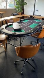 ポーカー大会も可能　１０席 - VAGABONDS OFFICE 代々木公園近くの会議、セミナー向けスペース　20人規模可能です。の設備の写真