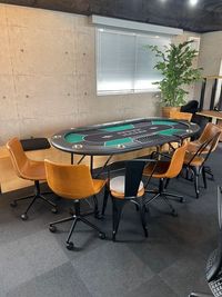 ポーカーテーブル用意可能チップもあり。 - VAGABONDS OFFICE 代々木公園近くの会議、セミナー向けスペース　20人規模可能です。の設備の写真