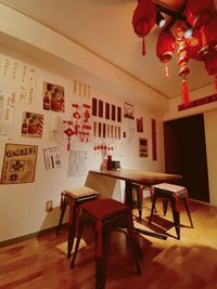 手前のカウンセリングルーム - 台湾夜市風レンタルサロン美妖庵-びようあん-の室内の写真