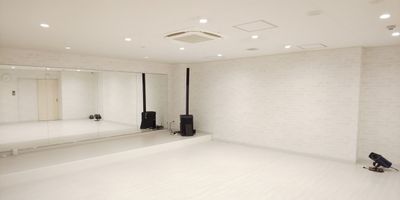 kt.Space ヨガ・ダンススタジオの室内の写真