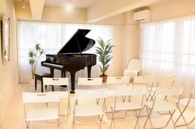 びりーぶレンタルスタジオ サロンスペース2の室内の写真