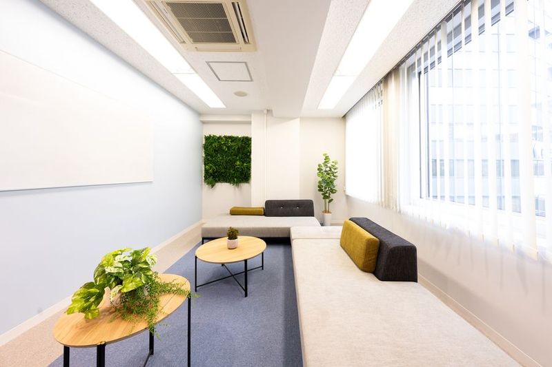 THE POINT 横浜｜ルーム『4K』 - THE POINT エキニア横浜