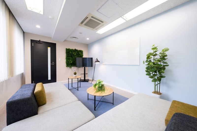 THE POINT 横浜｜ルーム『4K』 - THE POINT エキニア横浜