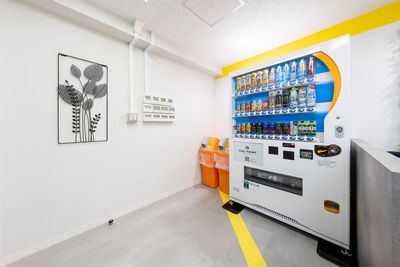 THE POINT エキニア横浜 セミナールーム『4L』の設備の写真