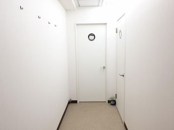 ベストフレンドレンタルスペース <ともだち３> 3階の室内の写真