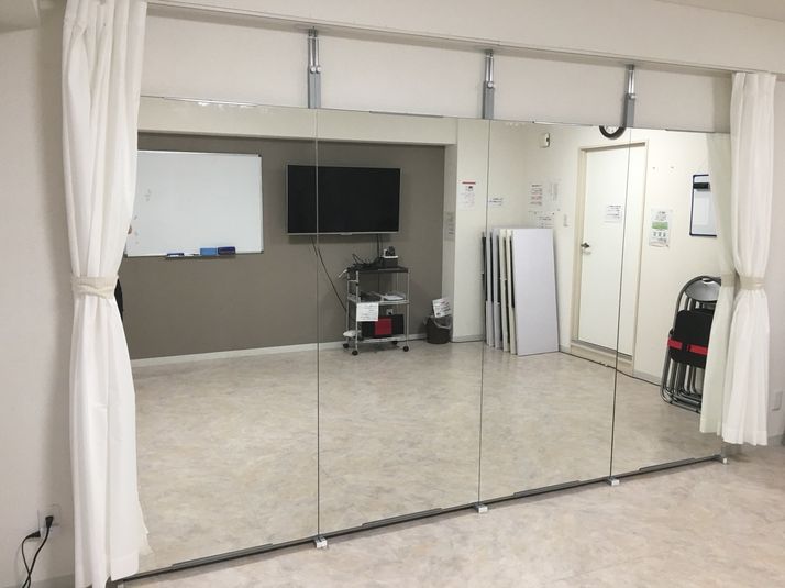 ダンスができるレンタルスタジオ - レンタルスタジオカベリ横浜2号店
