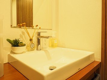 独立洗面台 - minoriba_日本橋四丁目店 レンタルサロンの設備の写真