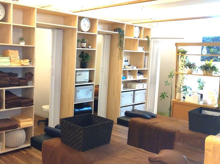 【オープンスペース＆ベッド】リラクゼーションサロンぼでぃーはーと - リラクゼーションサロン　ぼでぃーはーと