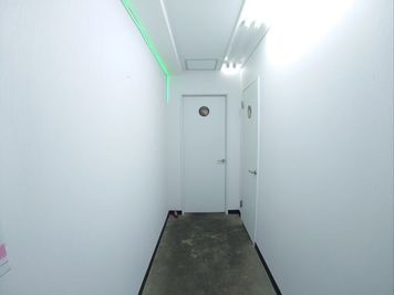 ベストフレンドレンタルスペース <ともだち３> 3階の室内の写真