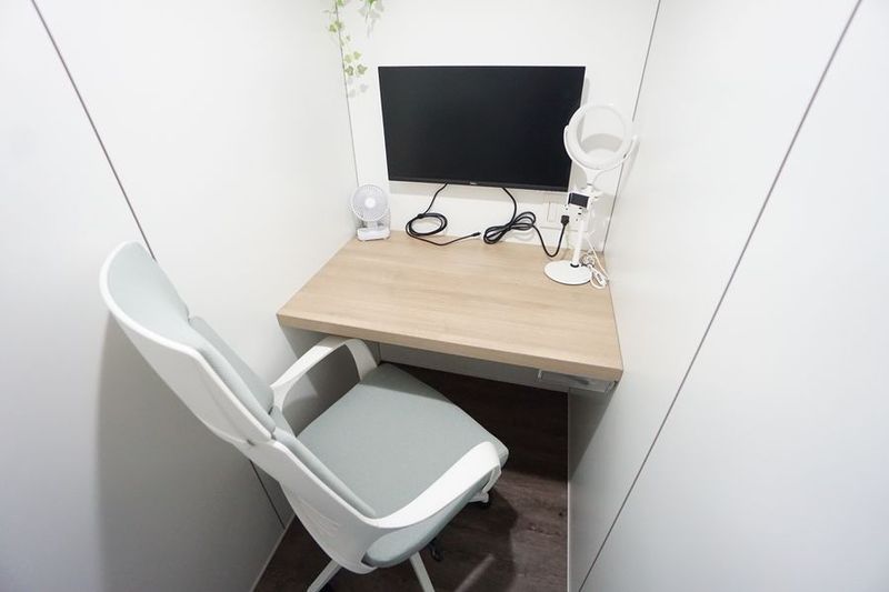 ヒトリボックス 横浜駅東口No.1 - 【ヒトリボックス 横浜駅東口】