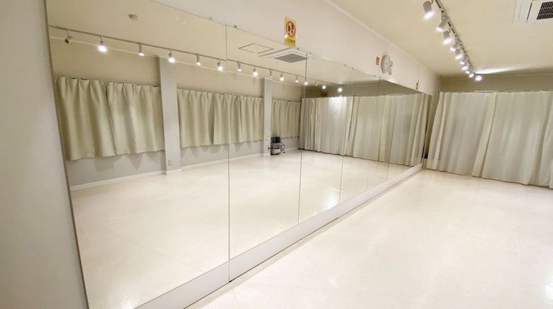 阪神尼崎エリアで最安値級【ダンスができるレンタルスタジオ】 - 阪神尼崎レンタルスタジオD2D