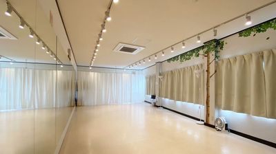 近くのコインパーキングから徒歩20秒！ - 阪神尼崎レンタルスタジオD2D 阪神尼崎エリアで最安値級【ダンスができるレンタルスタジオ】の室内の写真