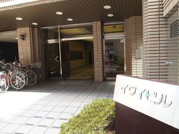 西天満　イワイビル 貸会議室の外観の写真