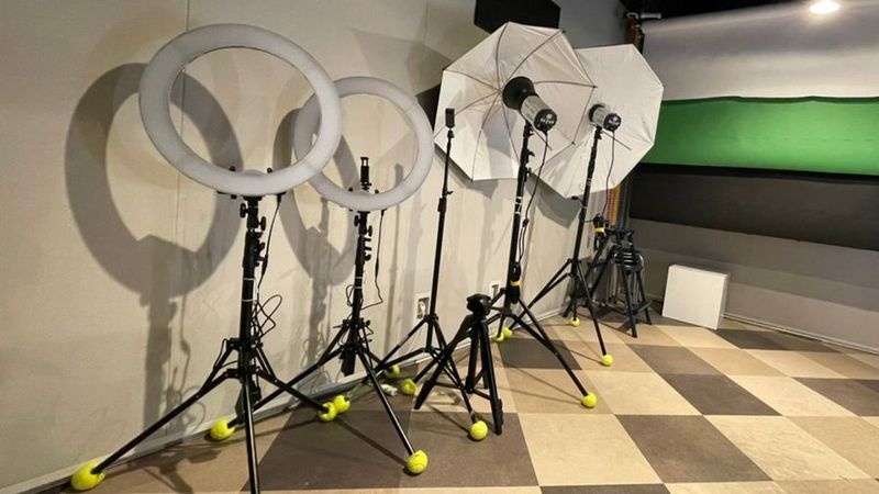 利用料金のみで機材が使い放題！【特大キャンペーン中】 - BUZZ PICT神田 (旧バズスタ)