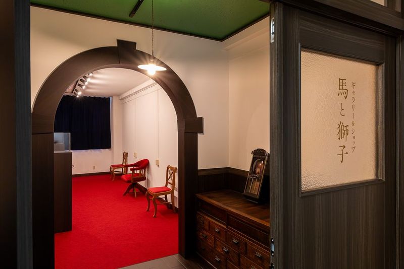 展示会場・ギャラリー - Gallery&Shop 馬と獅子