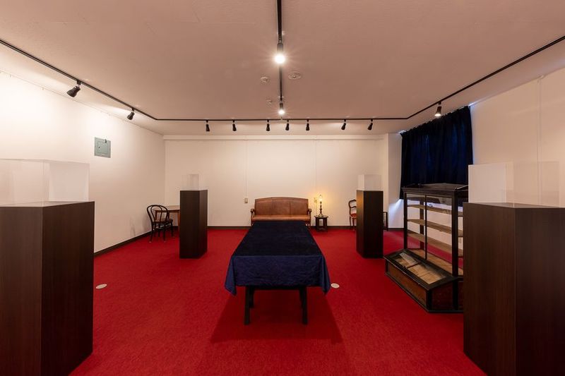 展示会場・ギャラリー - Gallery&Shop 馬と獅子