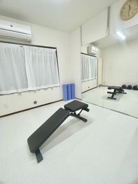 腹筋トレーニングが可能 - レンタルジム＆レンタルスペースFITUP24 レンタルスペースFITUP24元住吉店の室内の写真