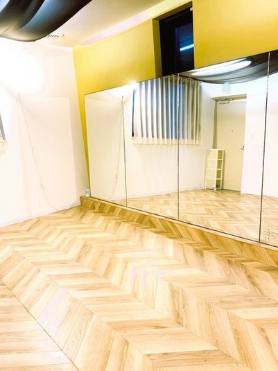 Studio dum ta ta　スタジオ ドゥン タタ - Studio dum ta ta