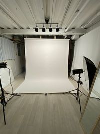 ホワイト・バックペーパー - 撮影スタジオ「スタジオぶぶ」の設備の写真