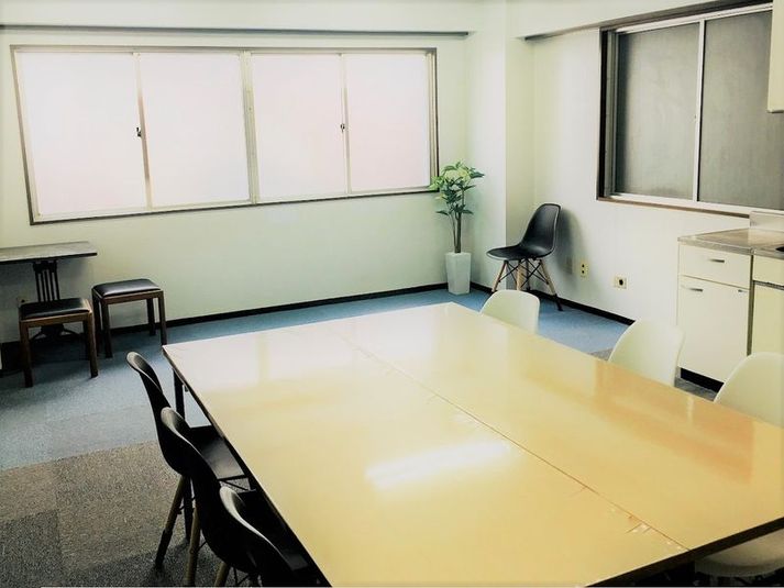 山手線大塚駅徒歩５分の格安会議室の室内の写真