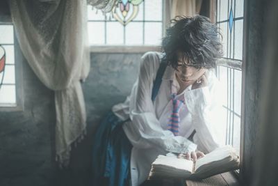 柔らかい光をうまく活用してみてください - studio owl 御茶ノ水駅前店｜撮影スタジオ 10種類の背景で撮影できる機材全部無料のデザイナーズ撮影スタジオの室内の写真