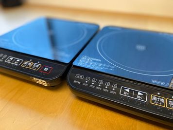 IHコンロ×2(アイリスオーヤマ　IHK-T32) - GARAGE AKIHABARA パーティールームGARAGE AKIHABARAの設備の写真