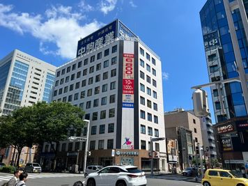 みんなの貸会議室『名古屋栄店』の外観です。8時~25時の営業です - みんなの貸会議室　名古屋栄店 名古屋栄704会議室【定員21名】みんなの貸会議室名古屋栄店の外観の写真