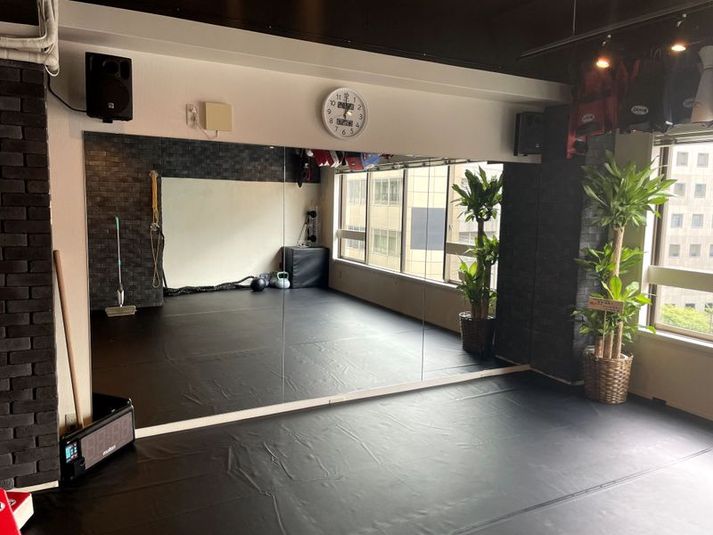 多目的レンタルスペース - Roots Of Fight 