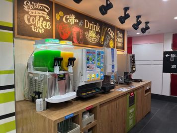 カラオケビッグエコー 野田阪神駅前店 《1名用》テレワークルームの室内の写真