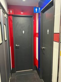 カラオケビッグエコー 野田阪神駅前店 《9～10名用》会議・打ち合わせ用ワークルーム【サイズL】の室内の写真