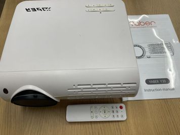 オプションのプロジェクターになります - MP RENTAL大名 Room Bの設備の写真