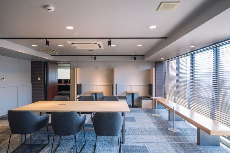 ドロップイン(1人用) - howliveローヤルホテル店