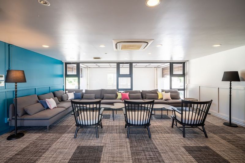 ドロップイン(1人用) - howliveローヤルホテル店