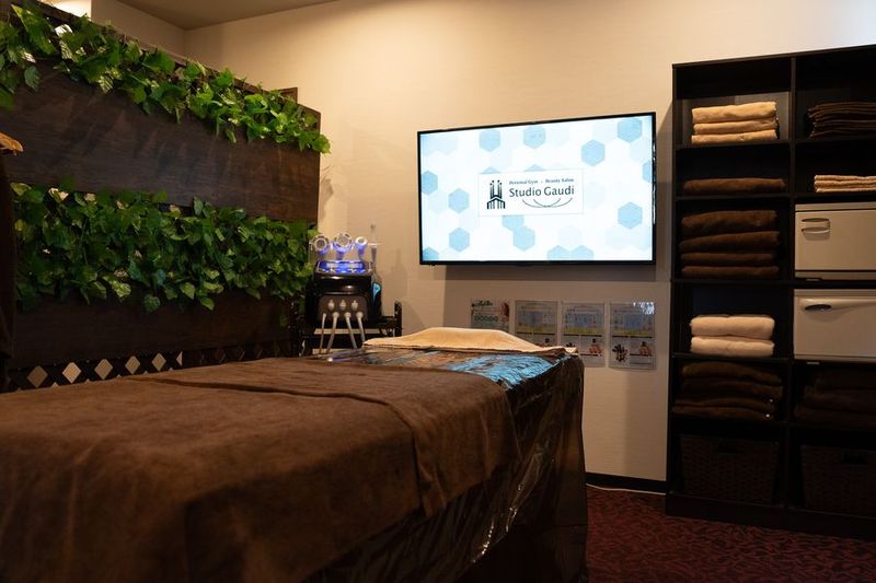 エステ/整体/鍼灸に◎駅チカ☆広々多目的/美容系レンタルサロン★ - 天満/扇町 3つの部屋完備シェアサロン★Studio Gaudi