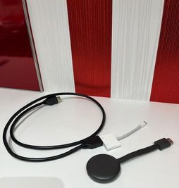 カラオケビッグエコー 天六店 《2～4名用》会議・打ち合わせ用ルーム【サイズS】の室内の写真